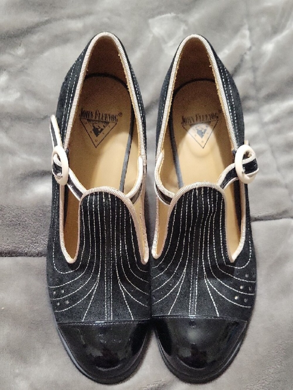 John Fluevog Black Heels with Cream Trim and Round Buckle - Picture 3 of 9